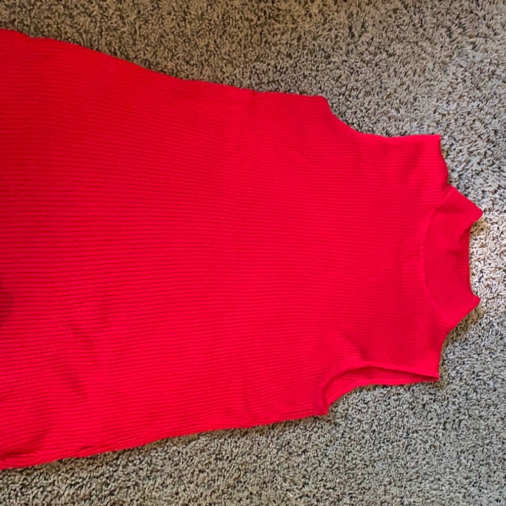 Sweater red